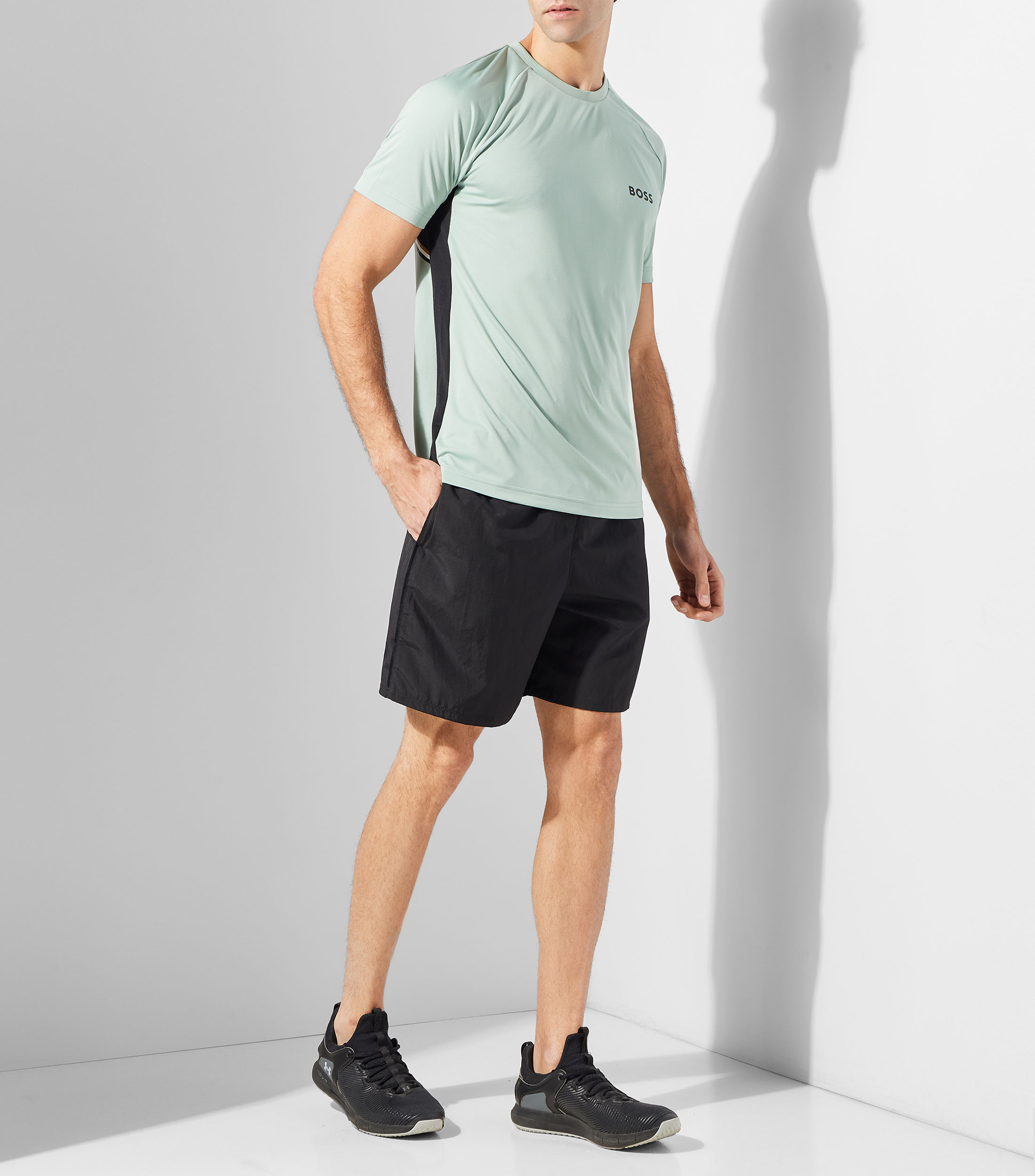 Playera cuello redondo manga corta estampada Hombre